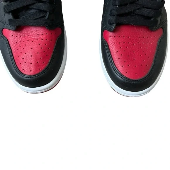 NWOB NIKE Wmns Air Jordan 1 High OG 'NC to Chi' Sz 8.5 - Picture 5 of 10